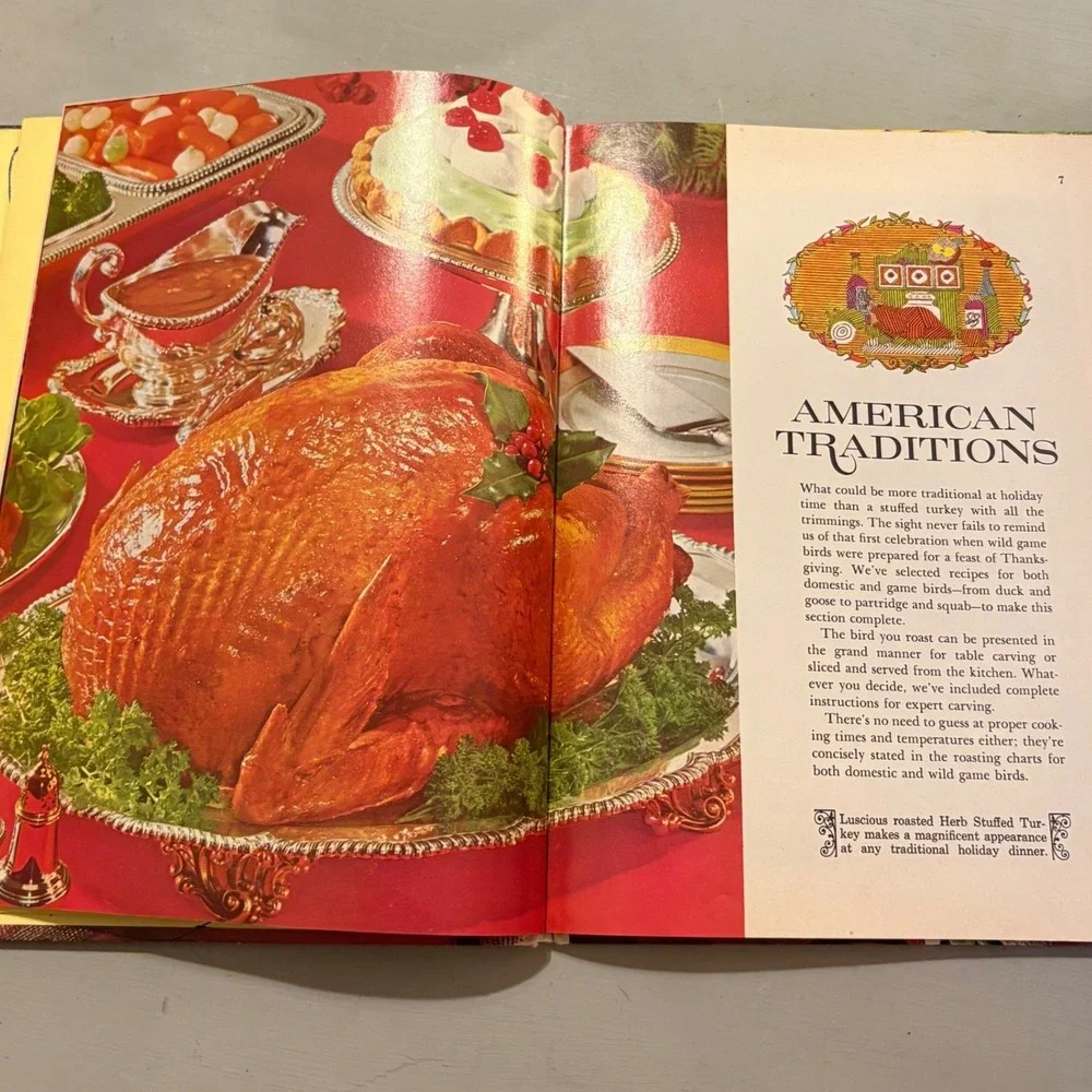 Vtg 1972 Better Homes & Gardens Favorite Ways With Chicken Cookbook MCM Retro